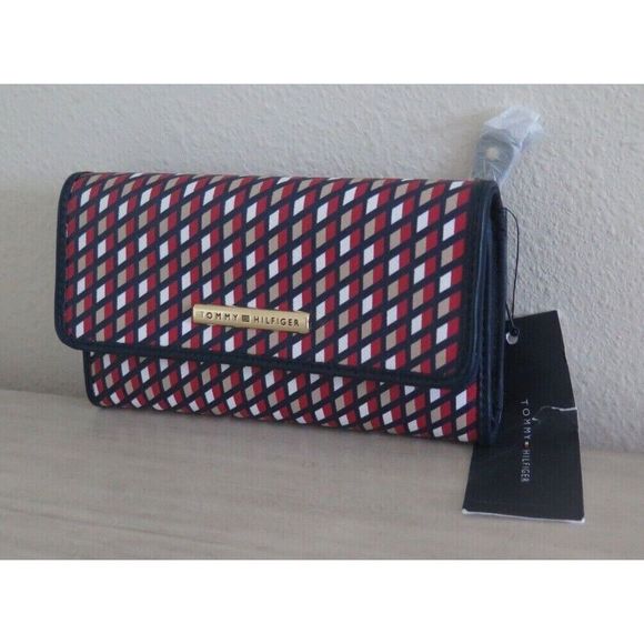 Tommy Hilfiger 69J4080 Red/White/Blue Diamond Print Tri-Fold Checkbook Wallet - Picture 3 of 11